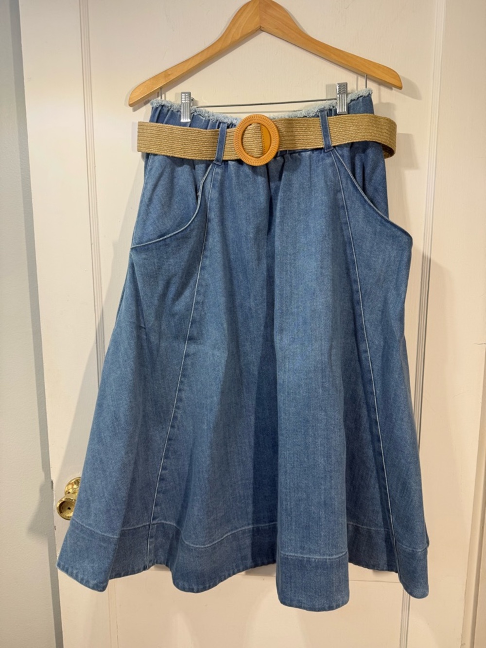 a Loves a Denim Skirt with Belt